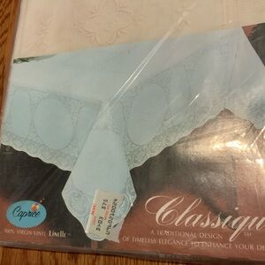 Vintage Caprice Classique Tablecloth Virgin Vinyl 60 X 90 Beige Floral NOS